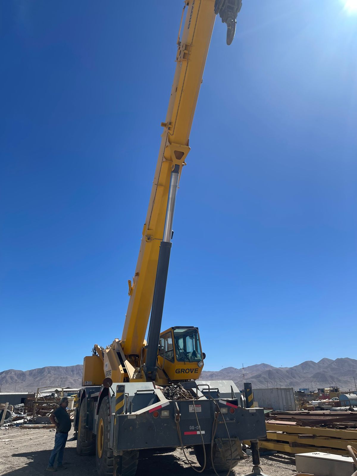 Grua Groove RT880E